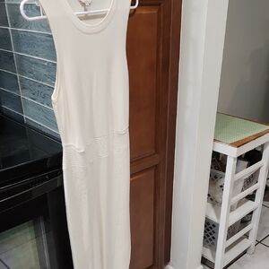 Guess Cream Scoop Neck Sheath Midi Dress